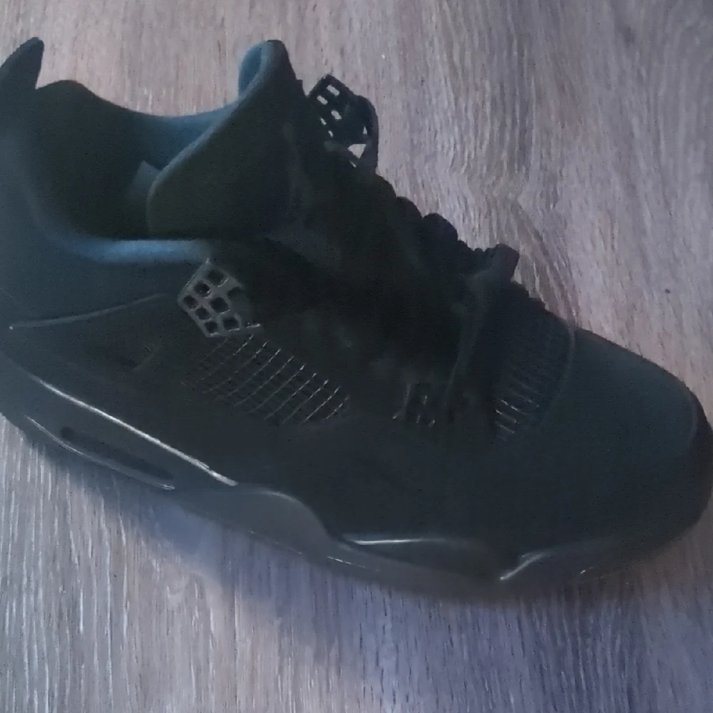 Jordan Black Sneakers with Breathable Mesh and Air Cushion - Picture 2 of 2